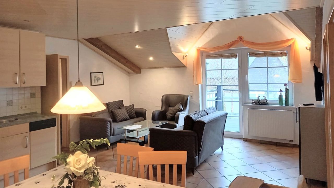 Gerwenshof, Familie Schmidt - Ferienwohnung Taubenschlag - Niedersorpe Schmallenberger Sauerland Gerwenshof, Familie Schmidt - Ferienwohnung Taubenschlag - Niedersorpe Schmallenberger Sauerland